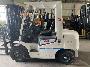Carretilla elevadora diésel TCM