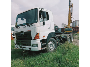 Cabeza tractora HINO