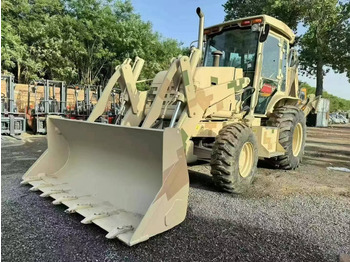 Retroexcavadora XCMG