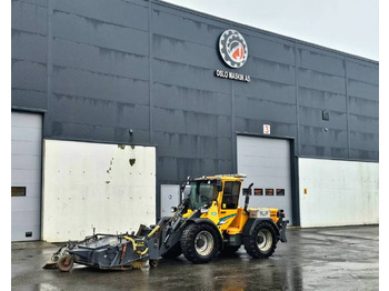 Excavadora de ruedas