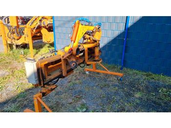 Desbrozadora de brazo Dücker UNA Mähausleger 100 Böschungsmulcher Böschungsmäher Seitenmulcher Multicar Ladog Bucher Unimog: foto 3 Desbrozadora de brazo Dücker UNA Mähausleger 100 Böschungsmulcher Böschungsmäher Seitenmulcher Multicar Ladog Bucher Unimog: foto 3