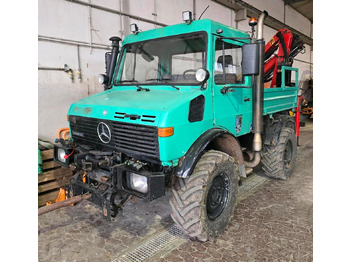 Vehículo municipal UNIMOG U1400