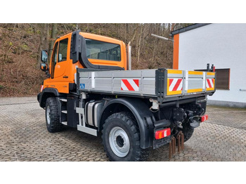 Máquina quitanieve Zu vermieten Unimog 405 U318 423 429 430 Mercedes Benz 318 527 Vermietung: foto 5