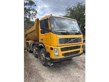 Volquete camión VOLVO FM 400