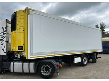 Leasing financiero de  Krone CARRIER VECTOR 1550 / 2 OSIE / 22 PALETY / OŚ SKRĘTNA / WINDA + ROLETA !! leasing Krone CARRIER VECTOR 1550 / 2 OSIE / 22 PALETY / OŚ SKRĘTNA / WINDA + ROLETA !!: foto 1