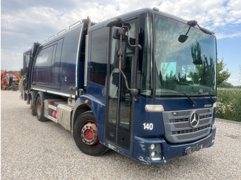 Camión de basura MERCEDES-BENZ Econic 2630