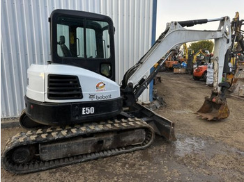 Miniexcavadora BOBCAT E50
