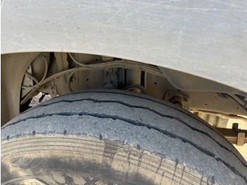 Volquete camión RENAULT Kerax 370 dci 6x4 benne bibenne bi benne: foto 5