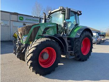 Tractor FENDT 826 Vario