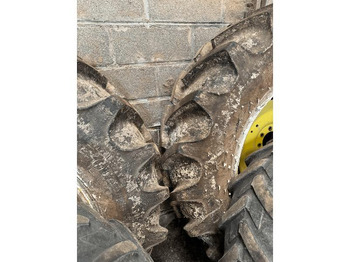 Tractor JOHN DEERE 6230: foto 4