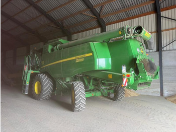 Cosechadora de granos JOHN DEERE T660