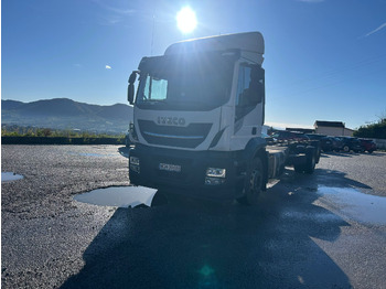 Chasis camión IVECO Stralis