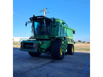 Cosechadora de granos JOHN DEERE C670