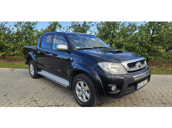 Pick-up Toyota Hilux 3.0 SR5 automat 4x4: foto 3 Pick-up Toyota Hilux 3.0 SR5 automat 4x4: foto 3
