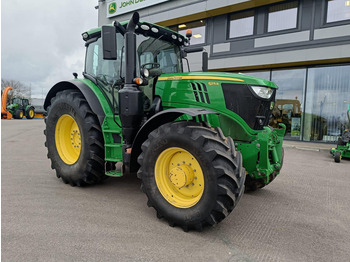 Tractor JOHN DEERE 6215R
