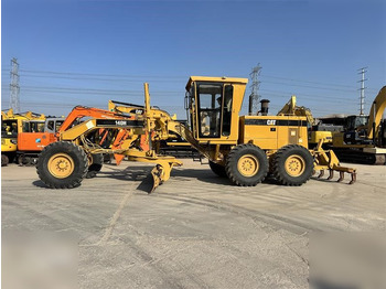 Grader CATERPILLAR 140H