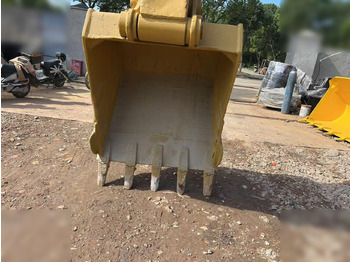 Excavadora de cadenas CATERPILLAR 320BL: foto 4