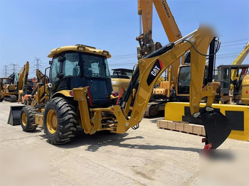 Retroexcavadora CATERPILLAR 420F: foto 3