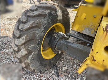 Retroexcavadora NEW HOLLAND B95B: foto 5