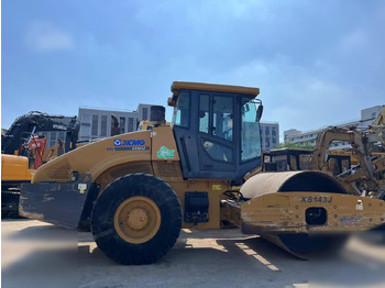 Compactador XCMG XS143J