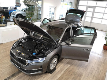 Coche Skoda Octavia Combi Selection DSG*LED*ACC*WINTERPAKET*: foto 2