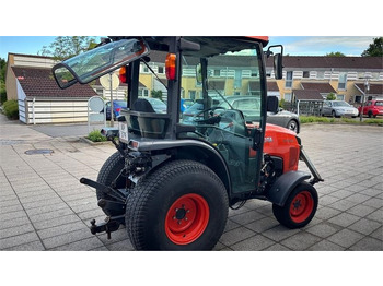 Tractor municipal KUBOTA