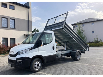Volquete furgoneta IVECO Daily 35c13