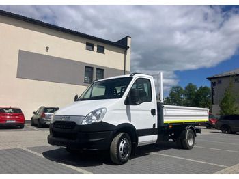 Volquete furgoneta Iveco Iveco daily 35C13 wywrotka solidny kiper: foto 3 Volquete furgoneta Iveco Iveco daily 35C13 wywrotka solidny kiper: foto 3