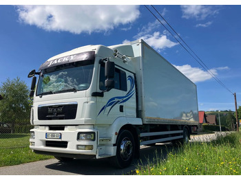 Camión caja cerrada MAN TGM 18.290