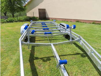 Remolque para barco Böckmann TPV, PKW Anhänger, Bootstrailer, 3,5 to. Winde, 100 km/h: foto 2 Remolque para barco Böckmann TPV, PKW Anhänger, Bootstrailer, 3,5 to. Winde, 100 km/h: foto 2