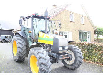 Tractor VALTRA 900