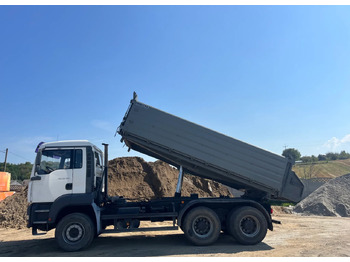 Volquete camión MAN TGA 33.390