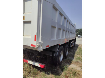 Volquete camión howo HOWO 8X4 dump truck for sale: foto 2