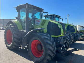 Tractor CLAAS Axion 830