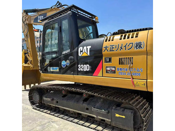 Excavadora de cadenas CATERPILLAR 320E