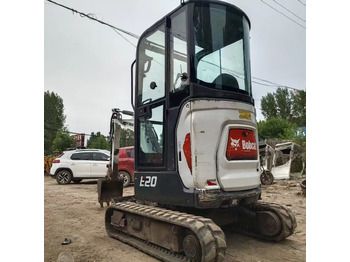 Miniexcavadora BOBCAT E20