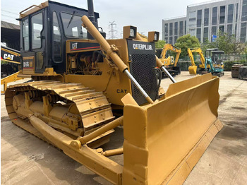Bulldozer CATERPILLAR D6G: foto 2