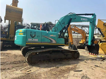 Miniexcavadora KOBELCO SK200-8: foto 4