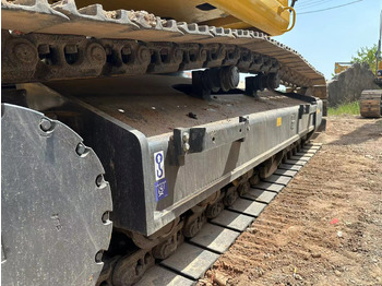 Excavadora de cadenas KOMATSU PC400-8: foto 5