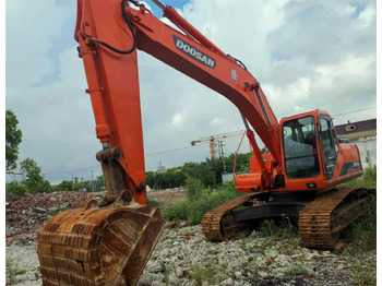 Excavadora DOOSAN DH300