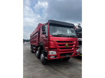 Volquete camión SINOTRUK HOWO