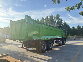Volquete camión HOWO 8*4 TX Dump Truck Click for Discount: foto 4