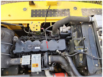 Excavadora de cadenas 2022 Komatsu PC200: foto 4
