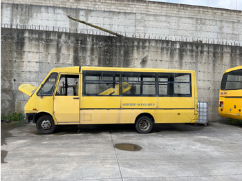 Autobús escolar Iveco Cacciamali: foto 3