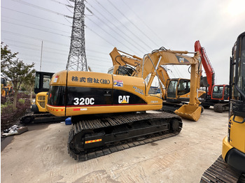Excavadora de cadenas CATERPILLAR 320CL