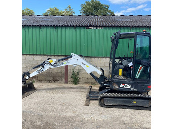 Miniexcavadora BOBCAT E26