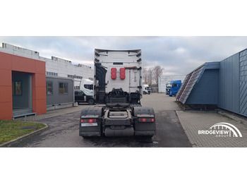 Cabeza tractora Renault T480: foto 4