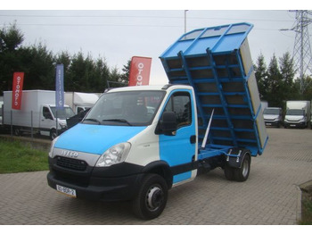 Volquete furgoneta IVECO Daily
