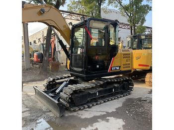 Miniexcavadora SANY