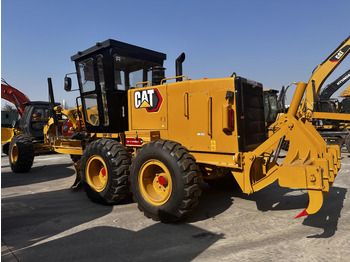 Grader CATERPILLAR 140K